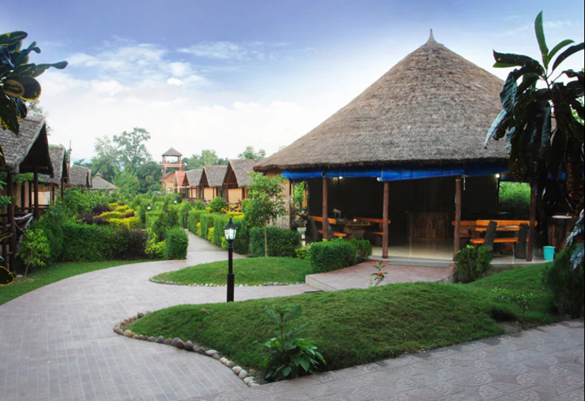 Алипур: The Corbett View Resort