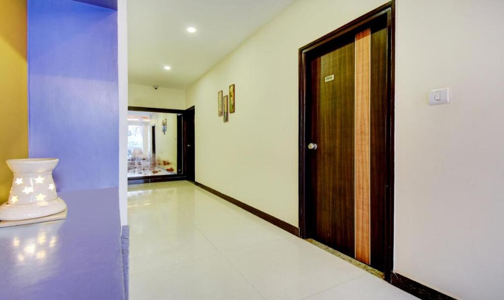 Бангалор: Treebo Trend Primeland Suites