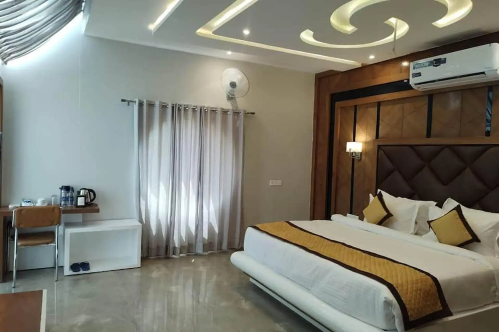 Алвар: Club 21 Sariska Fun City