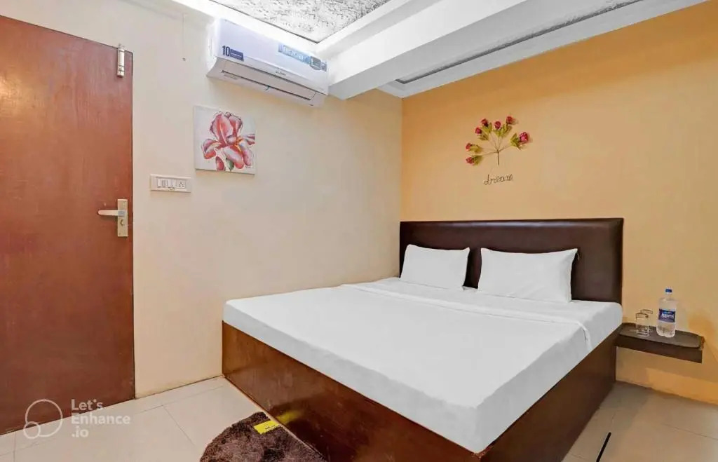 Дехрадун: Hotel O Bottom Inn