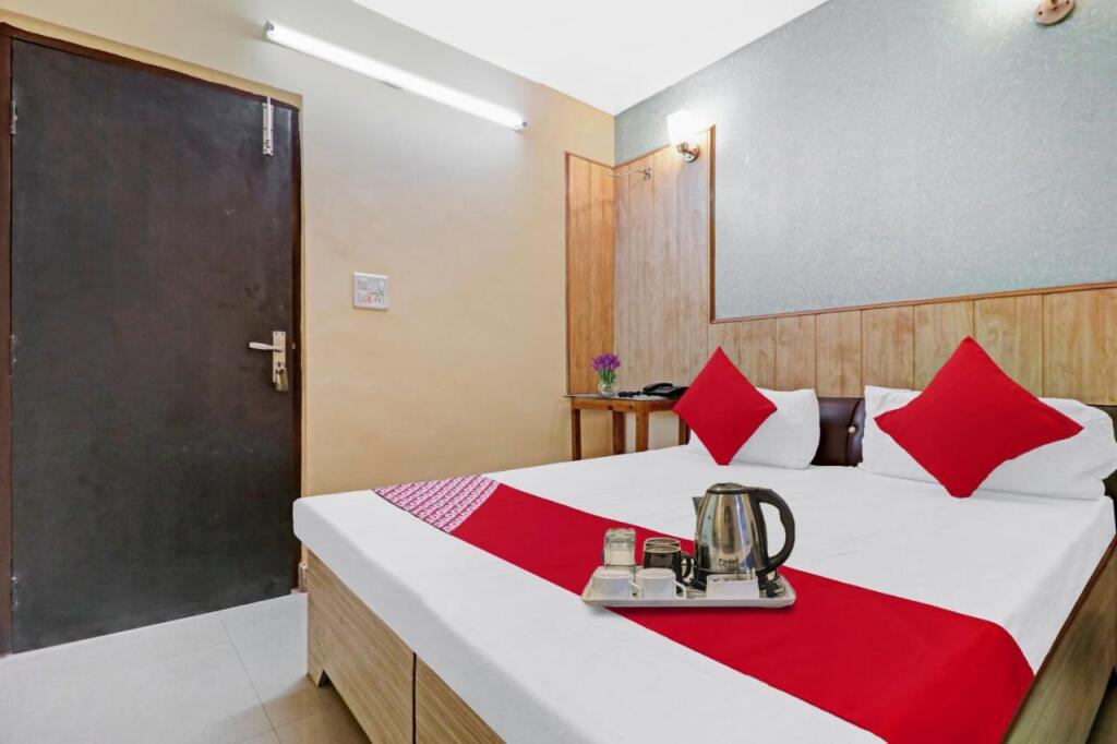 Харидвар: OYO Flagship 90120 Hotel Shaurya