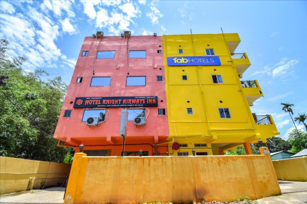 Гувахати: Fabhotel Knight Airways