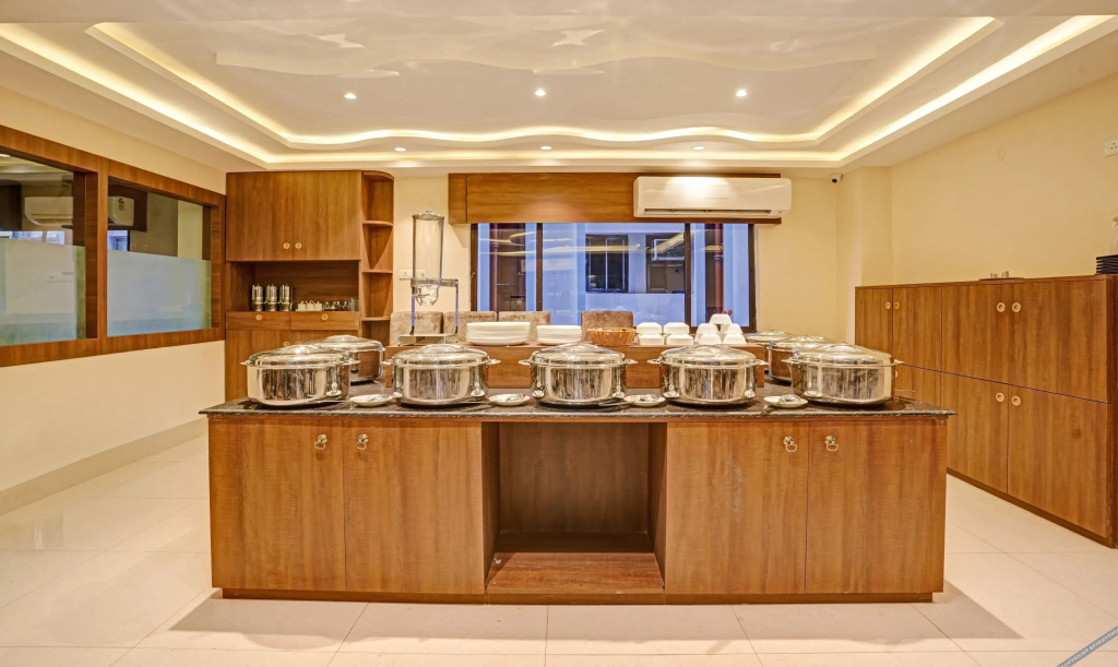 Силигури: Treebo Indrapuri Hotel & Resort Siliguri Junction
