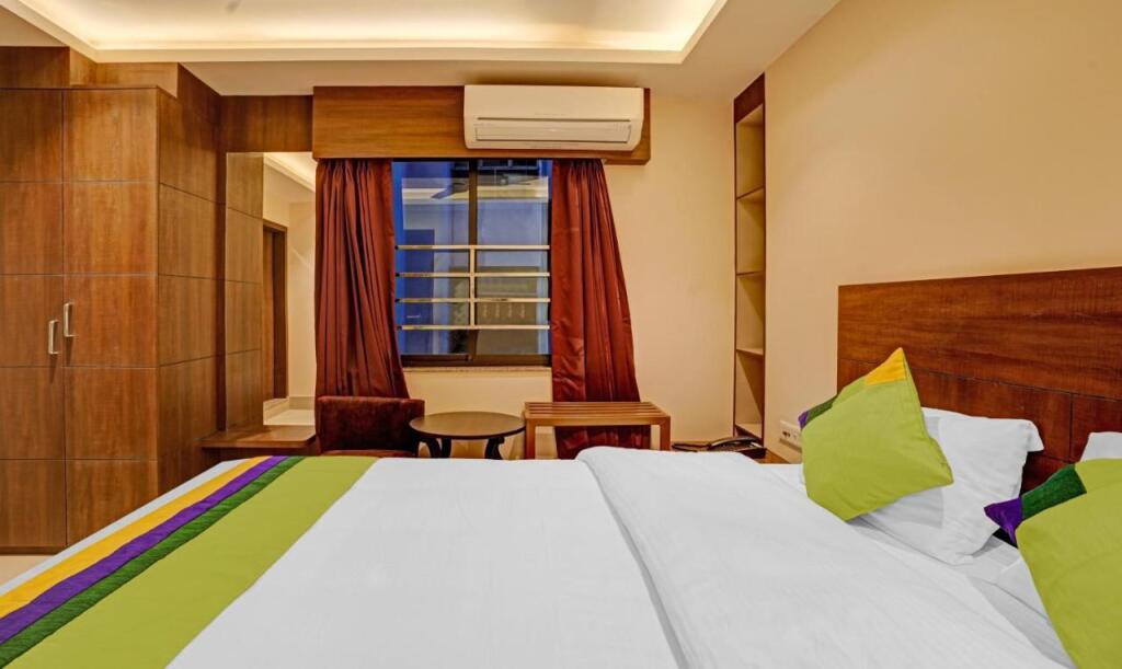 Силигури: Treebo Indrapuri Hotel & Resort Siliguri Junction