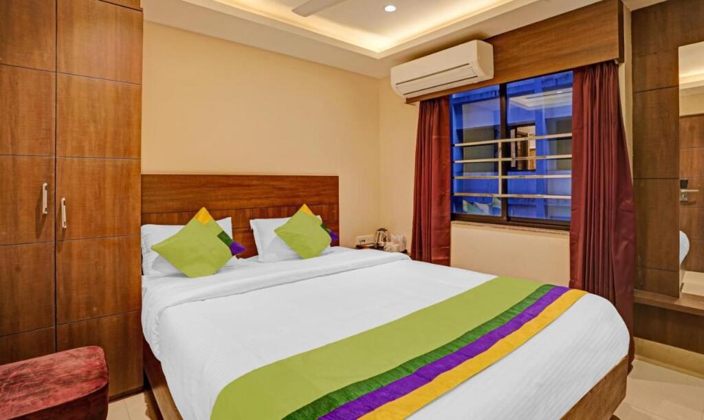 Силигури: Treebo Indrapuri Hotel & Resort Siliguri Junction