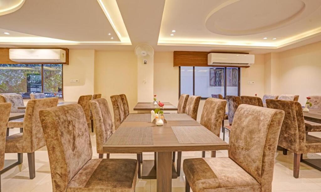Силигури: Treebo Indrapuri Hotel & Resort Siliguri Junction