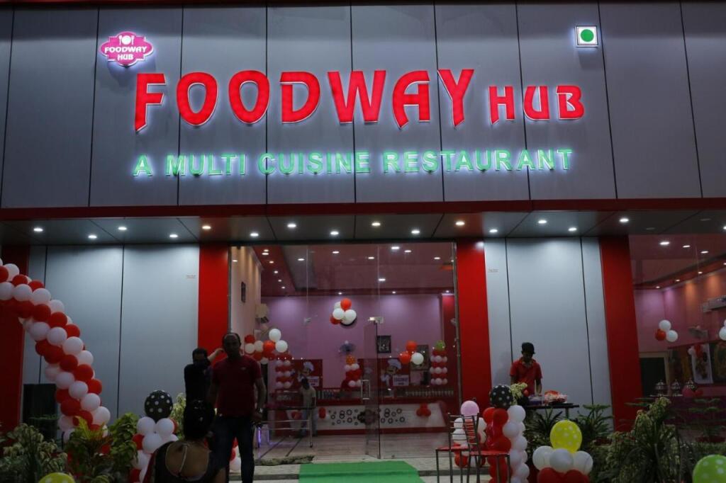 Бахадрабад: OYO HOME 82080 Foodway Hub