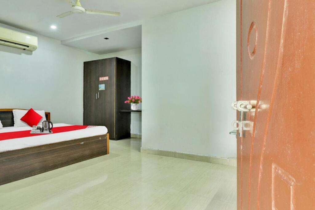 Висакхапатнам: OYO 91078 Hotel Orange