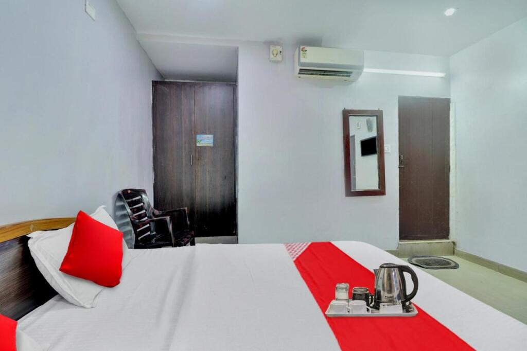 Висакхапатнам: OYO 91078 Hotel Orange