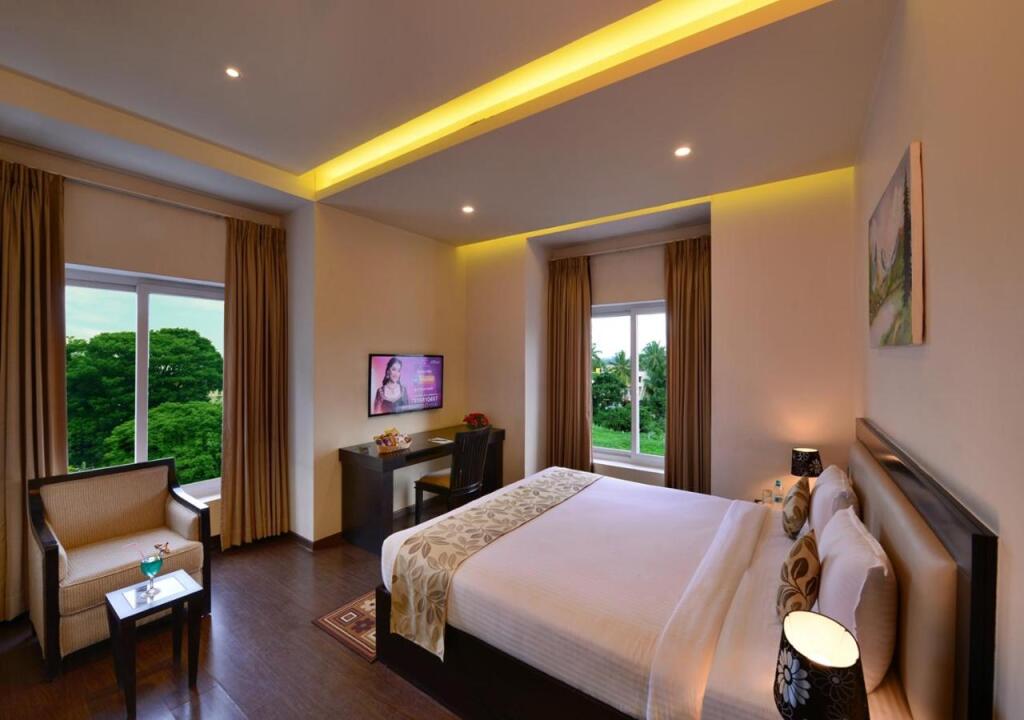 Green View Clarks Inn, Shimoga — фото 4