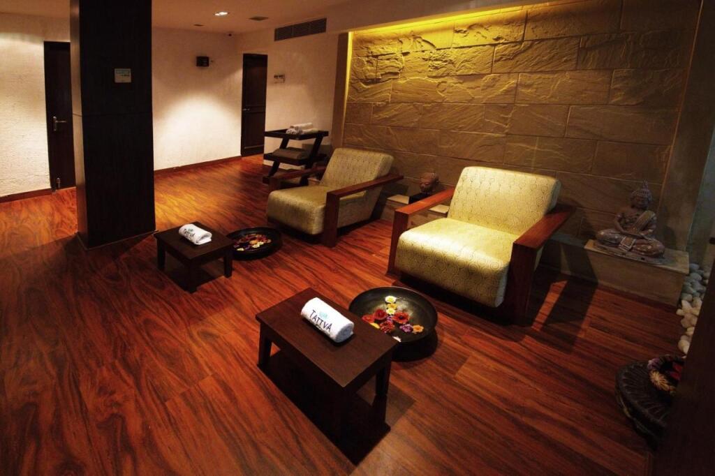 Lemon Tree Hotel, Tarudhan Valley, Manesar — фото 6