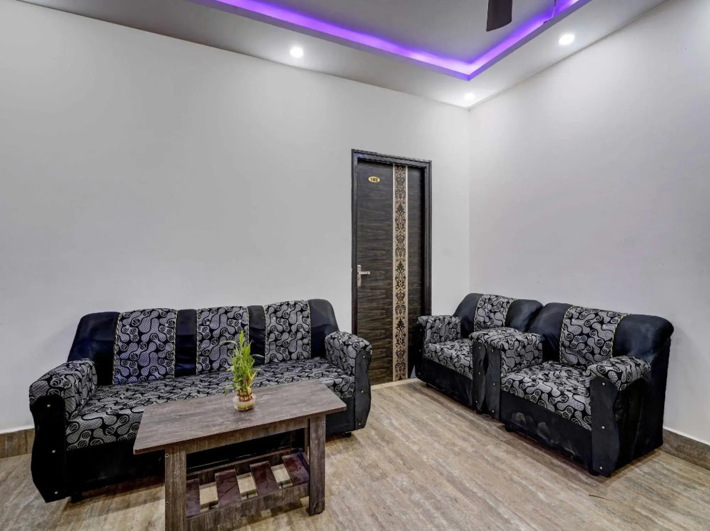 Бангалор: Collection O Emara Inn Near Ascendas Park Square Mall