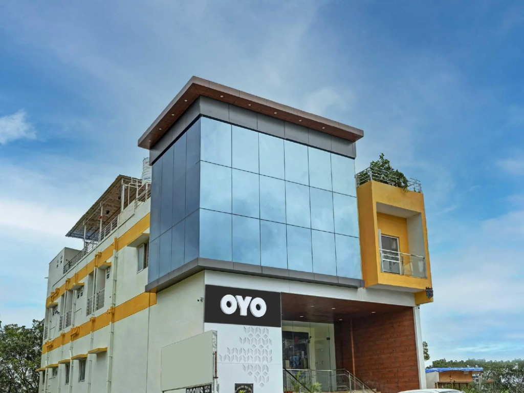 Бангалор: Collection O Emara Inn Near Ascendas Park Square Mall