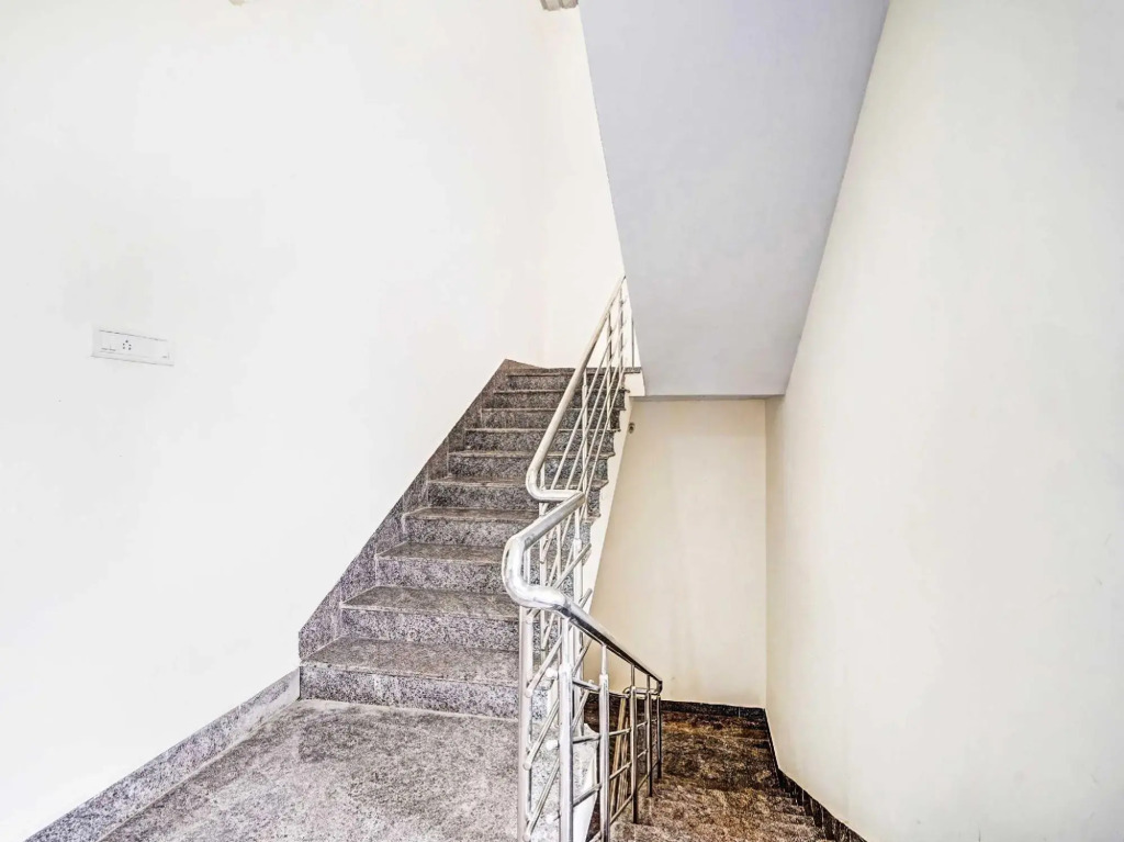 Бангалор: Collection O Emara Inn Near Ascendas Park Square Mall