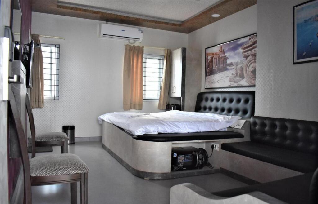 Бангалор: Seasons Suites JP Nagar