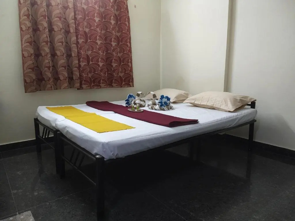 Бангалор: SRY Comfort Residence