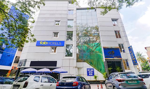 Бангалор: Fabhotel Ira International
