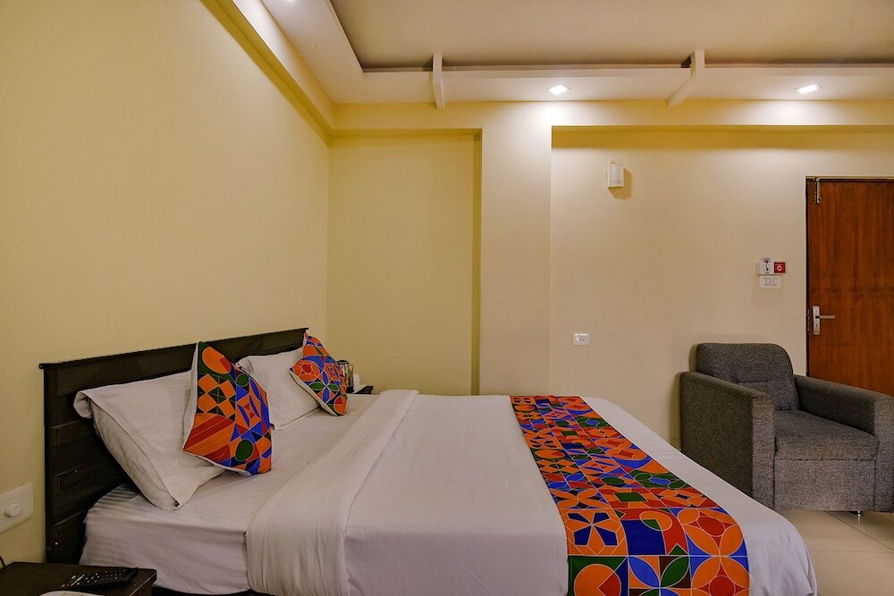 Бангалор: Fabhotel Emerald Inn