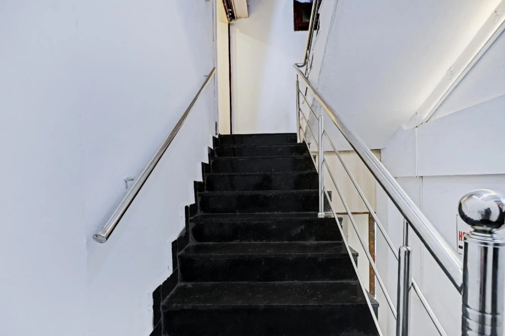 Нагпур: Flagship 82896 Hotel Girija Inn