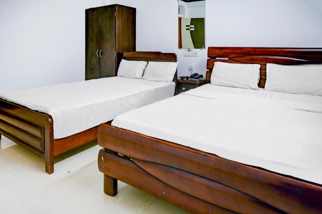 Сарнатх: OYO Flagship 85589 Hotel Lotus Inn