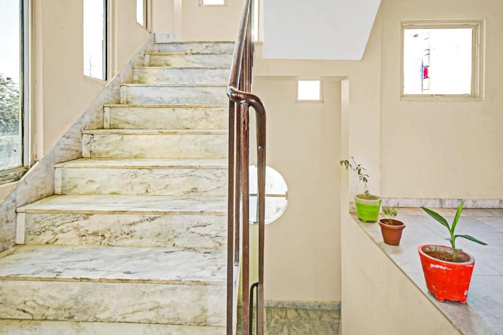 Удаипур: Oyo Flagship 87534 Hotel Rajshree Niwas