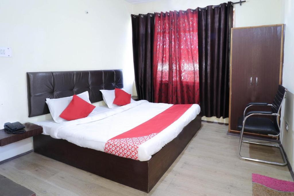 Манали: Oyo Mnl739 Manali Villa