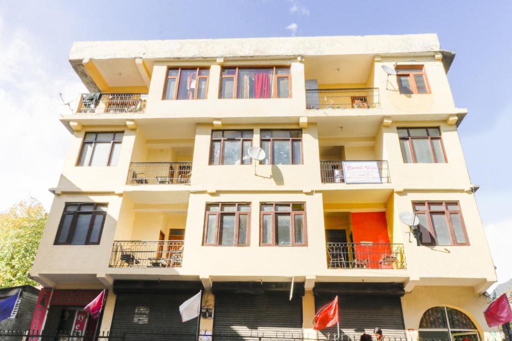 Манали: Oyo Mnl739 Manali Villa