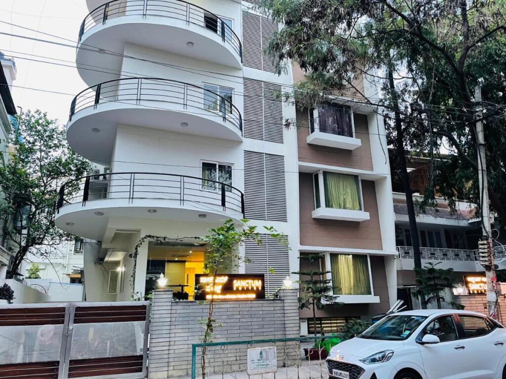 Бангалор: Sanctum Suites Indiranagar Bangalore