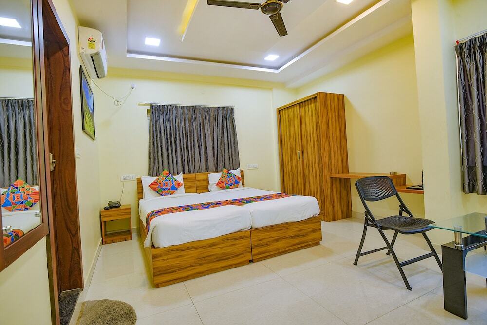 Бангалор: Fabhotel Purple Suites Inn