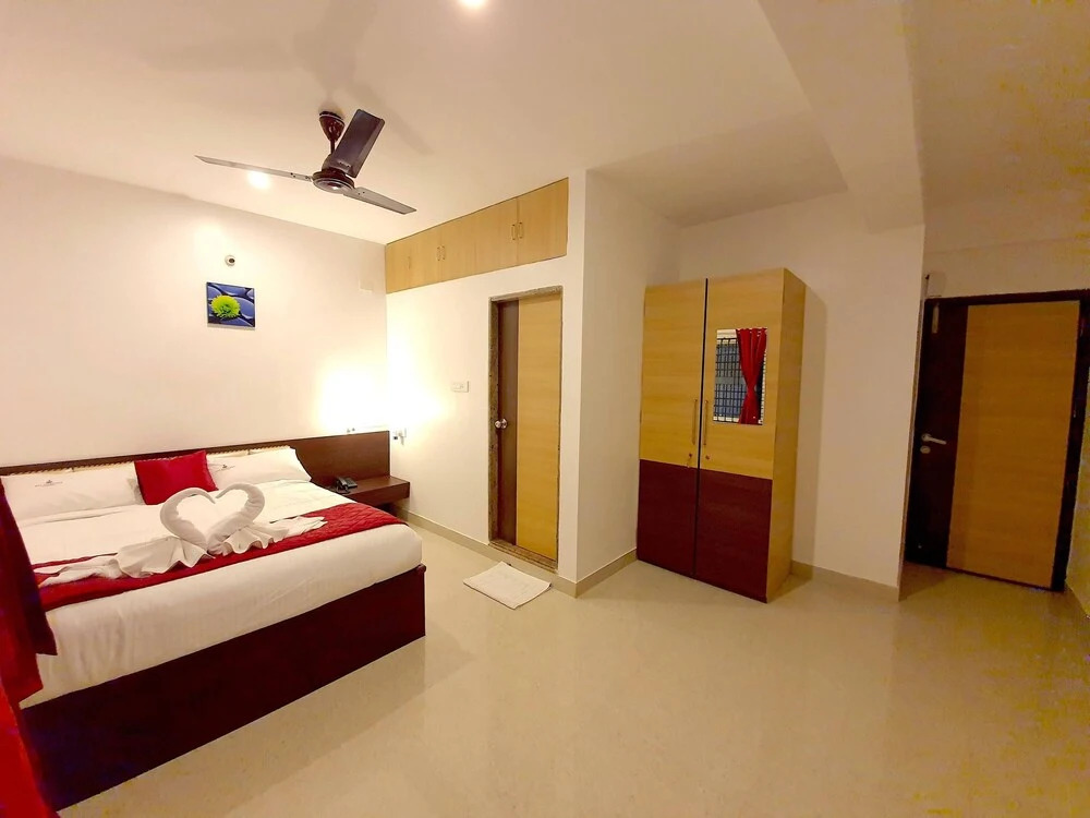 Бангалор: Sai Shreyas Residency