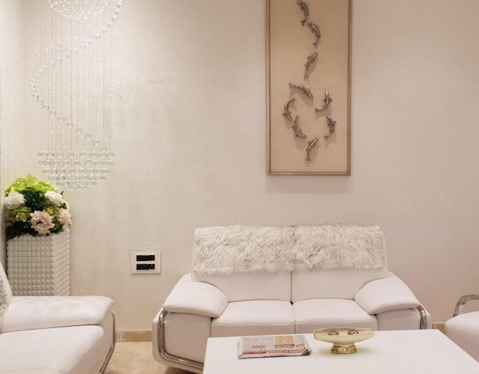 Бангалор: Hotel surya dev residency