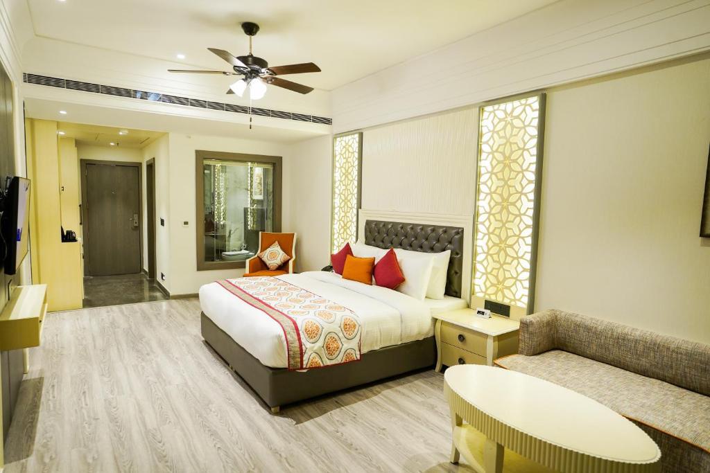 Барейлли: The Grand Nirvana Hotel and Resort