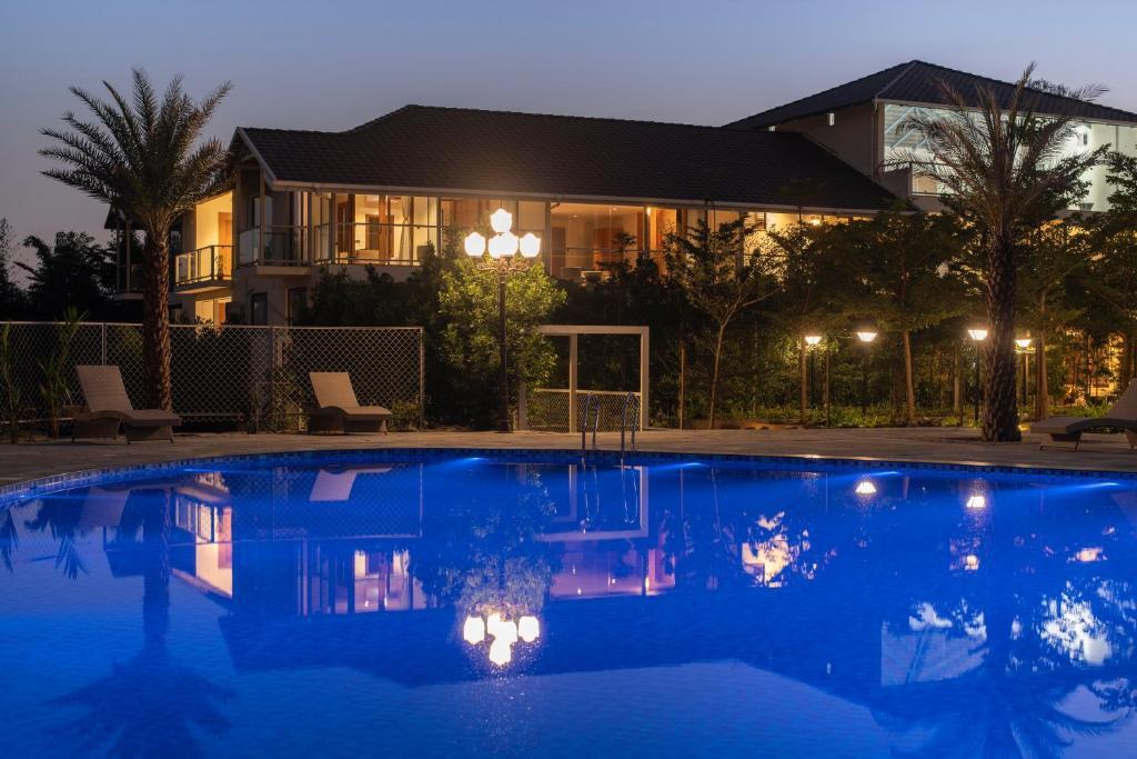 Каймара: Global Village Luxury Resorts