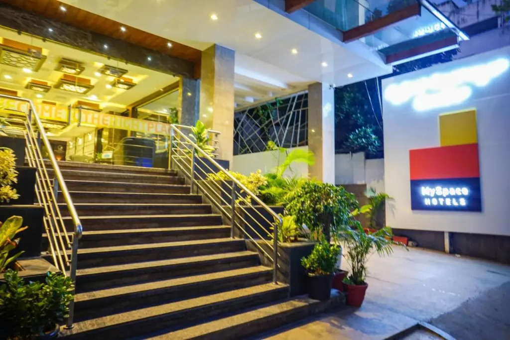 Бангалор: MySpace Hotels Silverstar