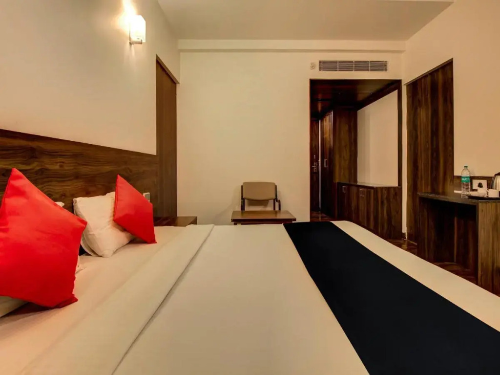 Бангалор: MySpace Hotels Silverstar