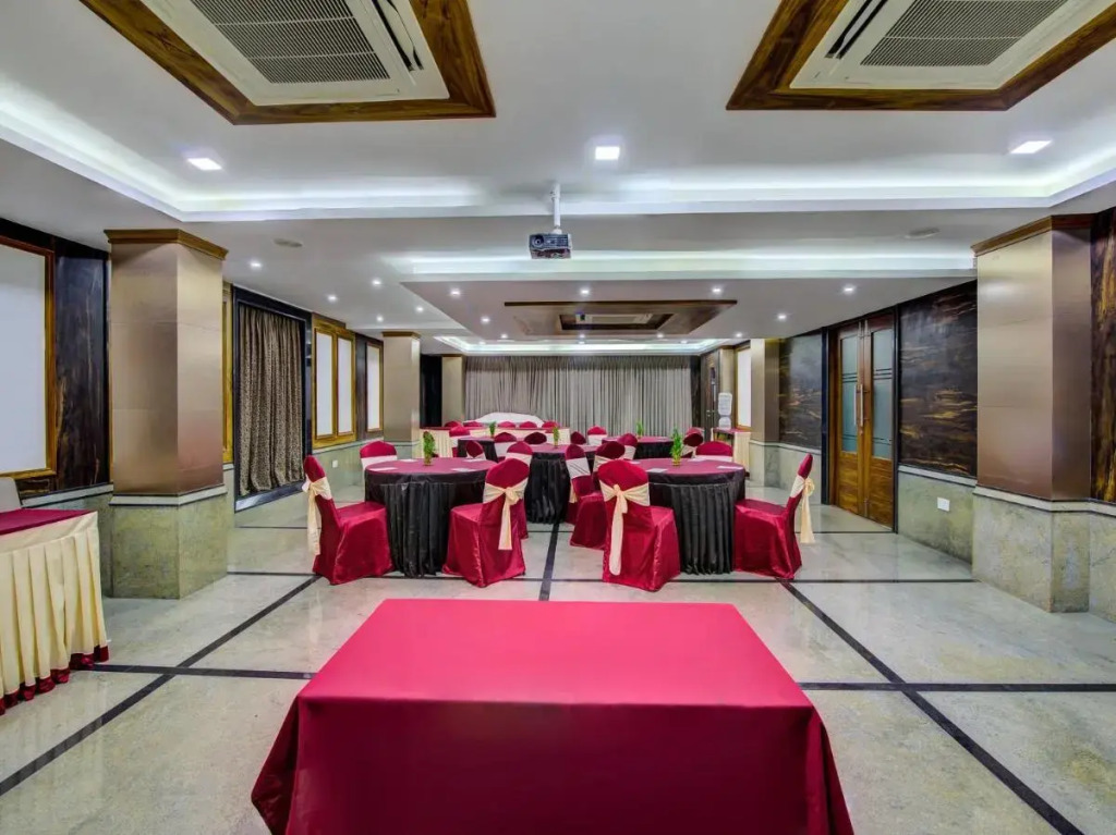 Бангалор: MySpace Hotels Silverstar
