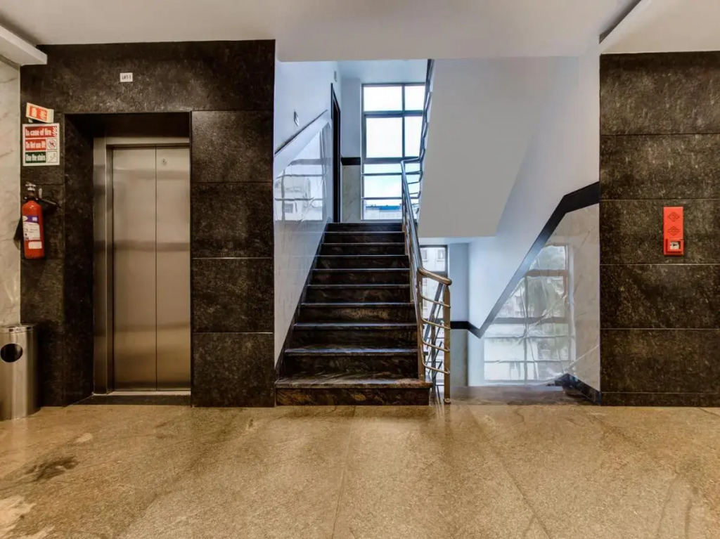 Бангалор: MySpace Hotels Silverstar