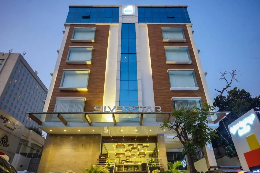 Бангалор: MySpace Hotels Silverstar