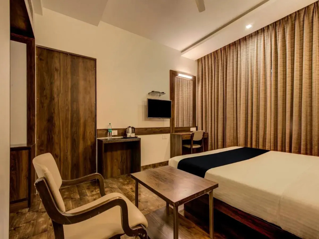 Бангалор: MySpace Hotels Silverstar