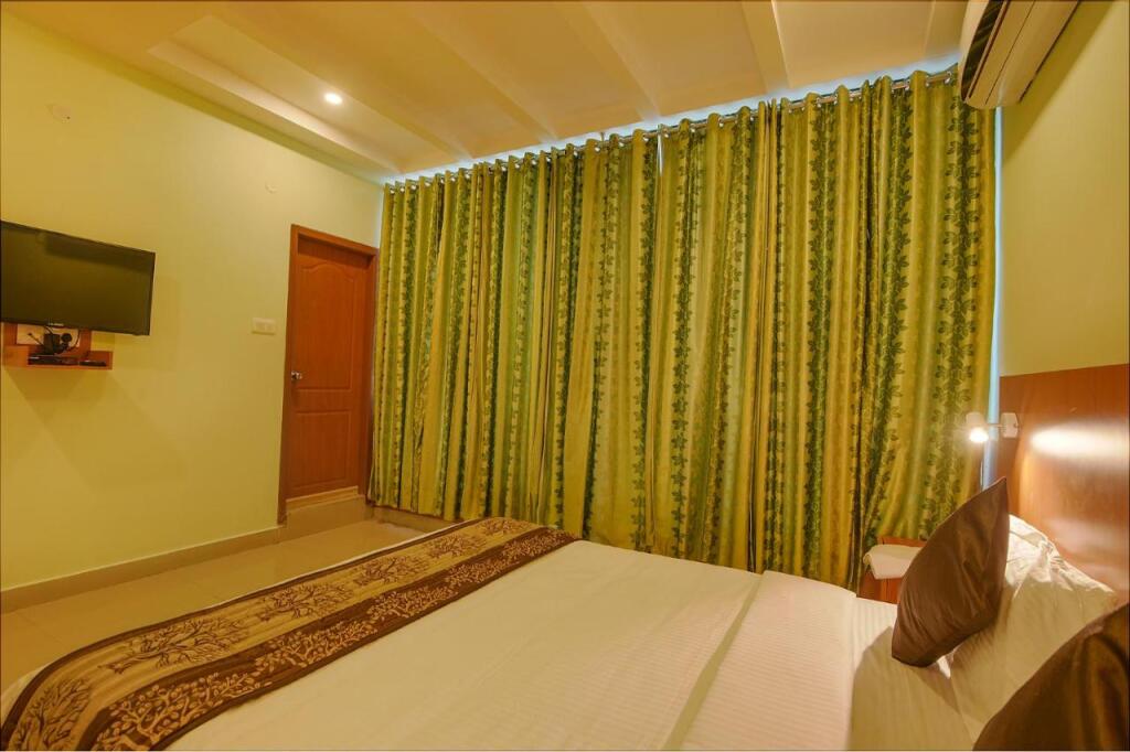 Бангалор: Fabhotel The Btm Palace
