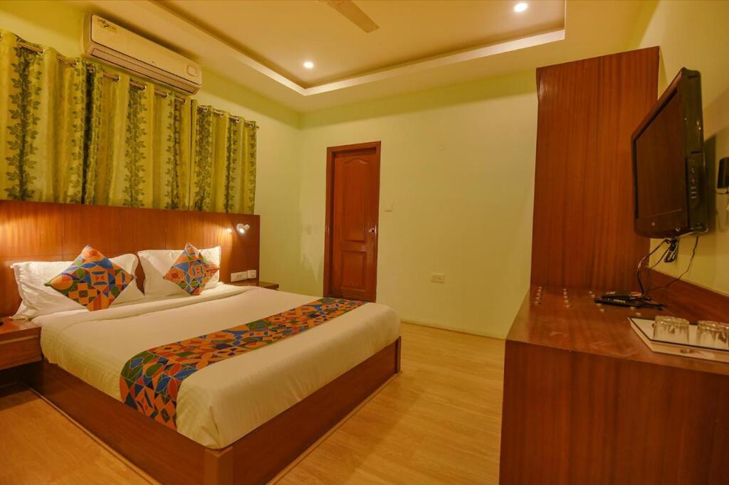 Бангалор: Fabhotel The Btm Palace
