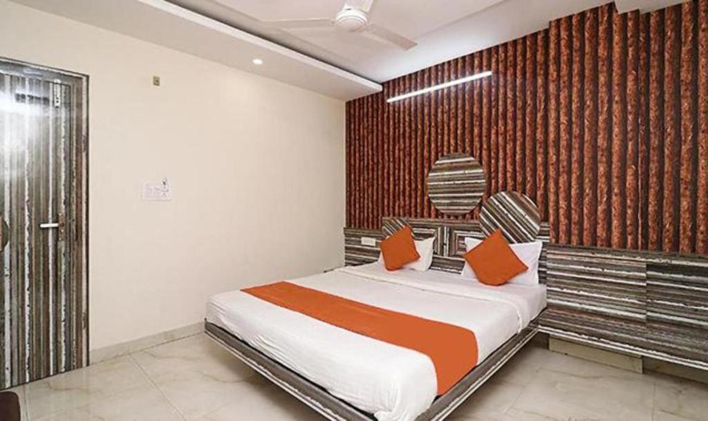 Бхопал: Fabhotel Shree Regency