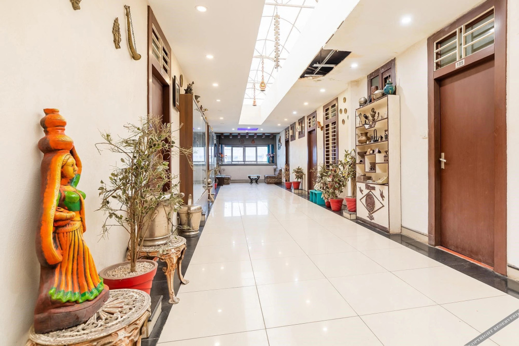 Бхопал: Fabhotel Shree Regency