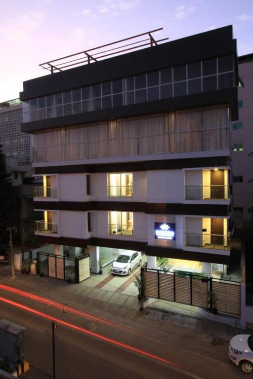 Бангалор: Alpha Suites