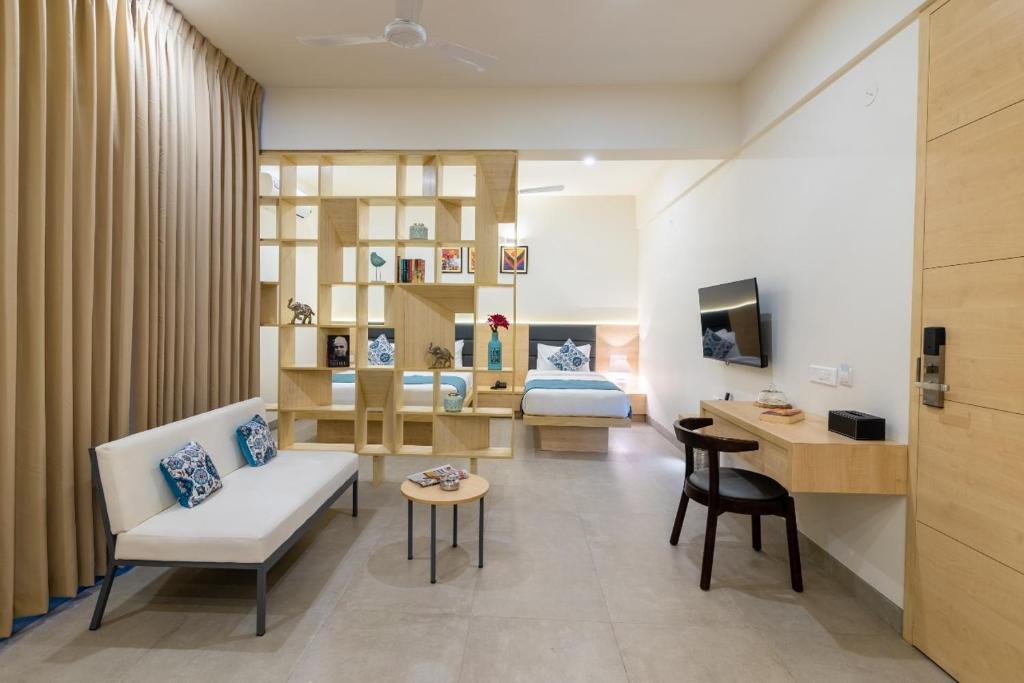 Бангалор: Iris Suites