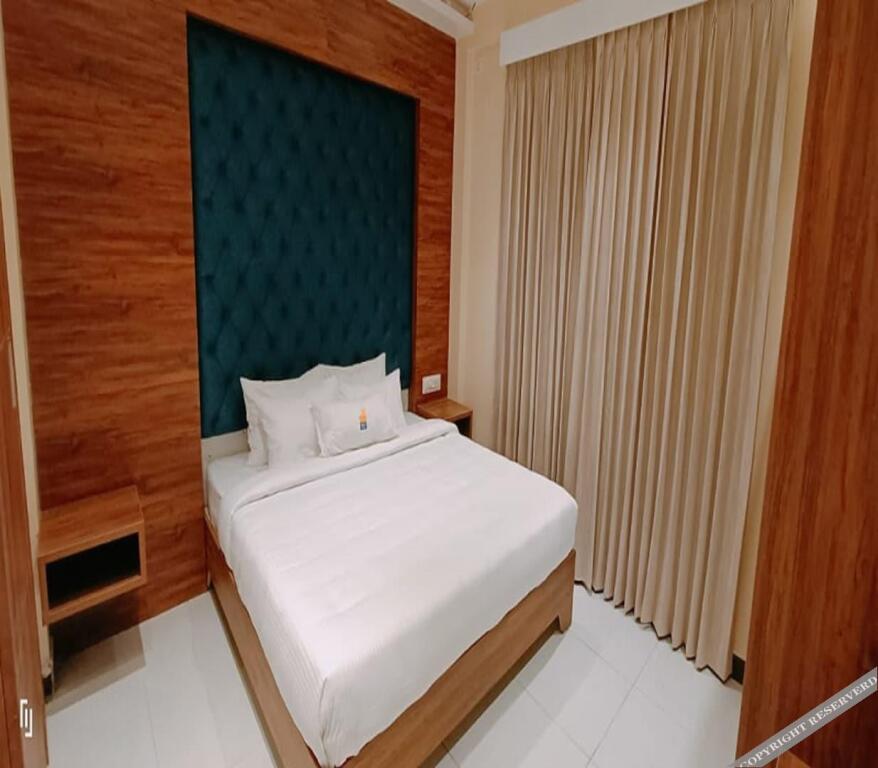 Бангалор: MySpace Triton Suites