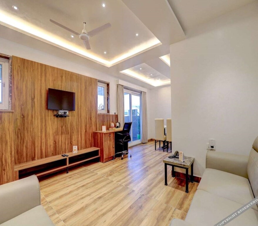 Бангалор: MySpace Triton Suites