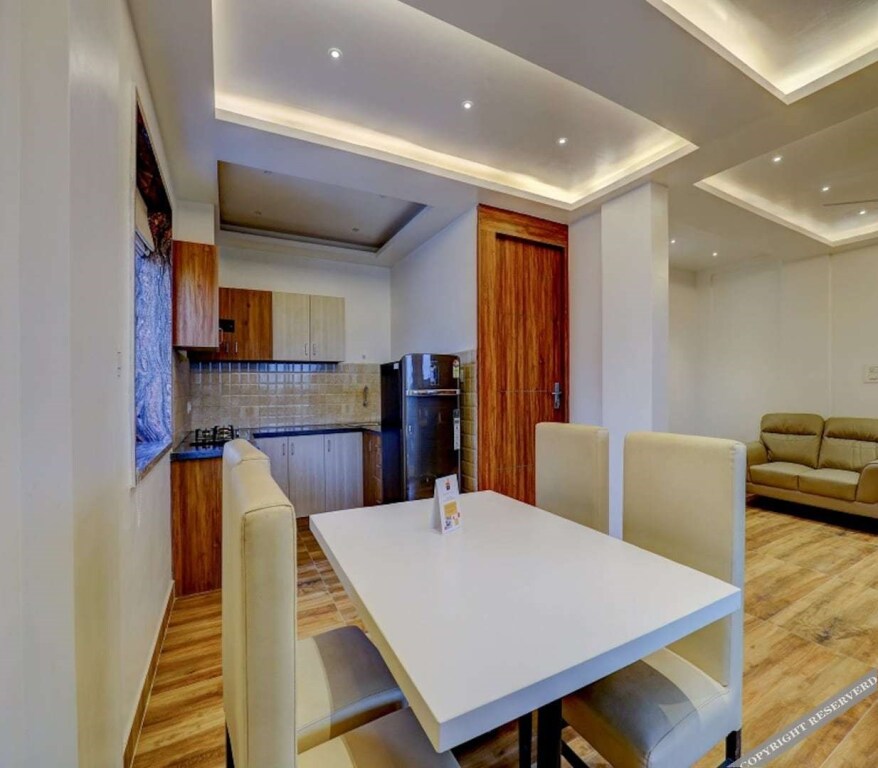 Бангалор: MySpace Triton Suites