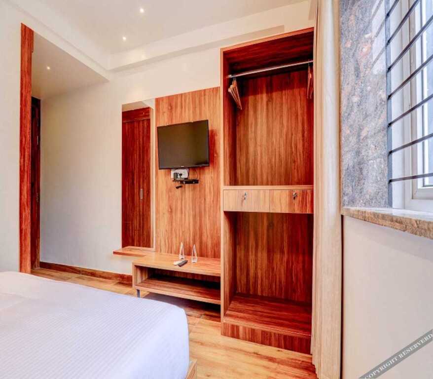 Бангалор: MySpace Triton Suites
