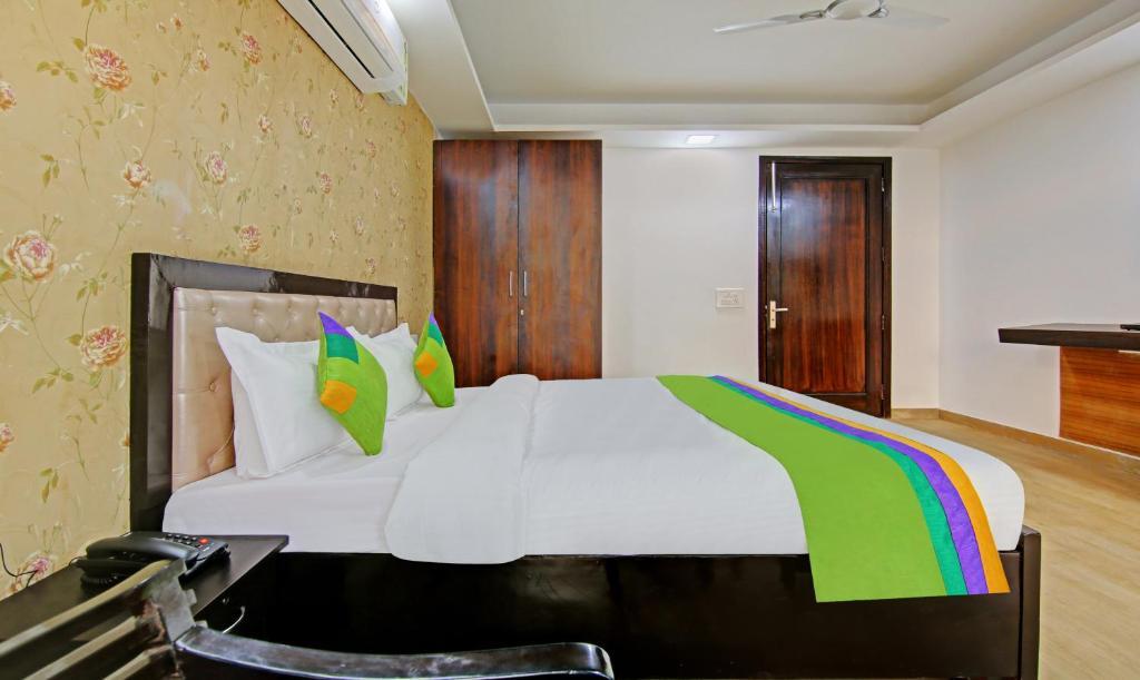 Гуруграм: Treebo Trend AR Residency Sector 45